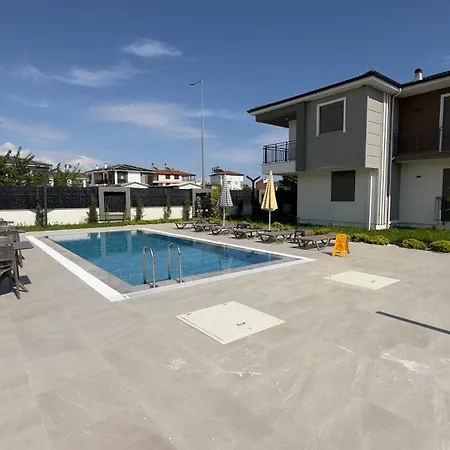 Nest Park Daire Side