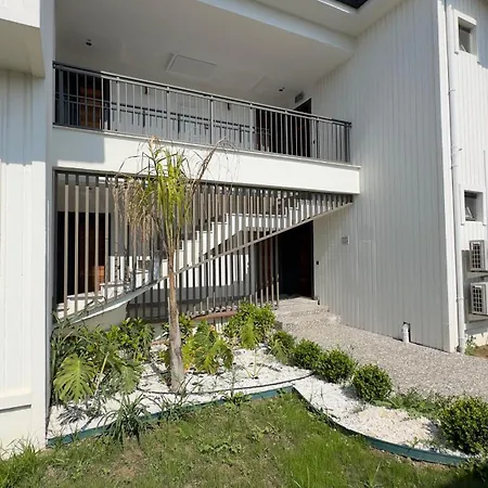 דירה Nest Park