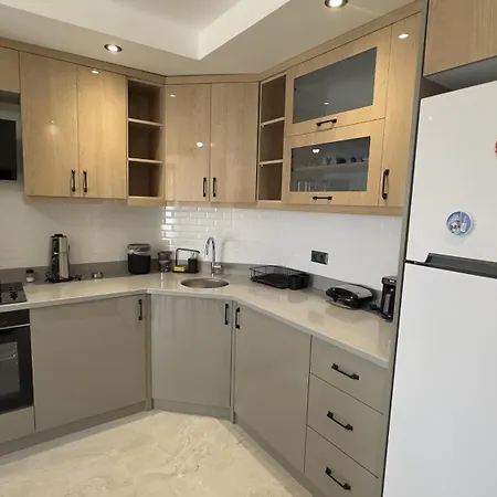 Nest Park Apartment *